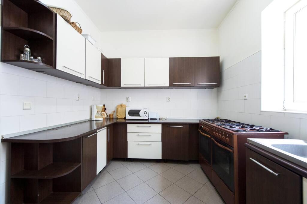 Vila Bradet Buşteni Esterno foto